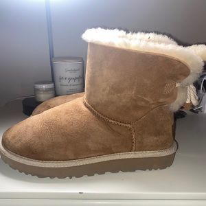 Ugg mini Bailey bow
